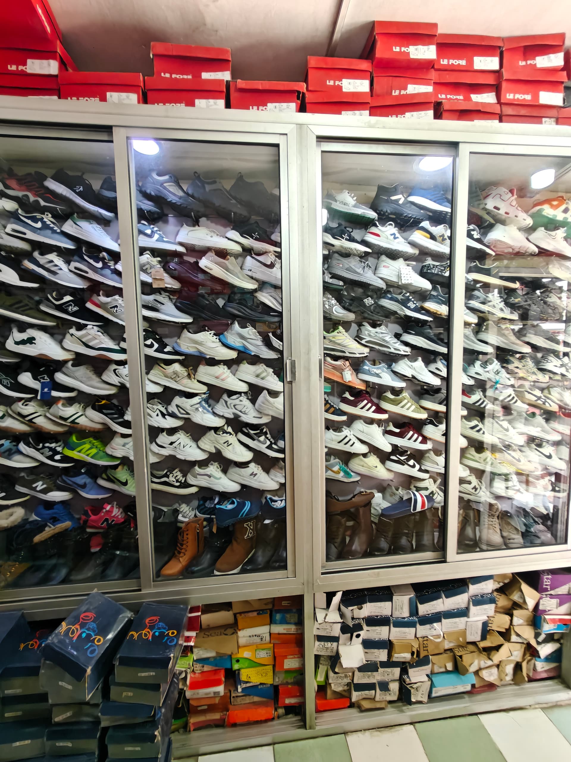 Catwalk Shose — photograph 2